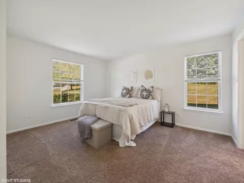 Bedroom - 305 Buckingham Cir #B, Elgin, IL 60120 photo 1 of 4