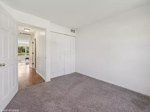 Bedroom - 305 Buckingham Cir #B, Elgin, IL 60120 photo 4 of 4