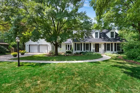 1115 Dover Ct, Batavia, IL 60510