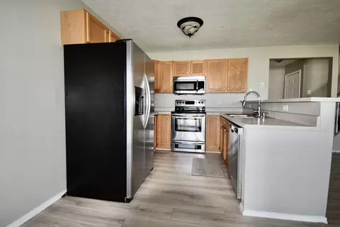 Kitchen - 303 S Lincoln St, Downs, IL 61736 photo 2 of 4