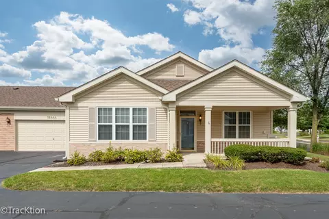 16444 Crescent Lake Dr, Crest Hill, IL 60403