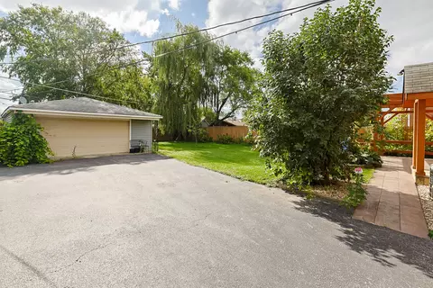 7535 S Octavia Ave, Bridgeview, IL 60455 photo 32