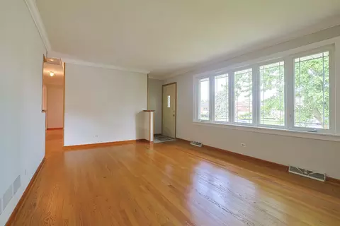 7535 S Octavia Ave, Bridgeview, IL 60455 photo 6