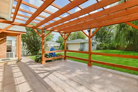 7535 S Octavia Ave, Bridgeview, IL 60455 photo 29