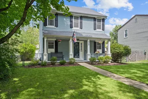 949 Manchester Crse, Geneva, IL 60134