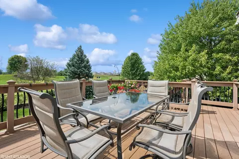 Exterior - 3372 White Eagle Dr, Naperville, IL 60564 photo 3 of 4
