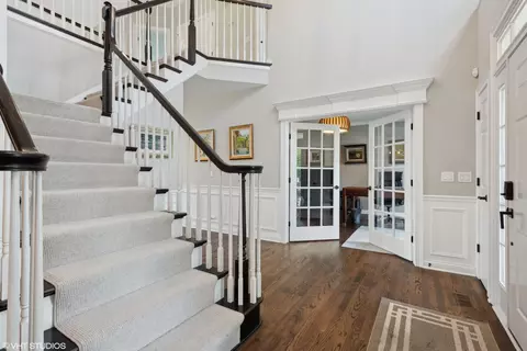 Entry Way - 3372 White Eagle Dr, Naperville, IL 60564 photo 2 of 3