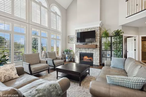 Living - 3372 White Eagle Dr, Naperville, IL 60564 photo 1 of 3