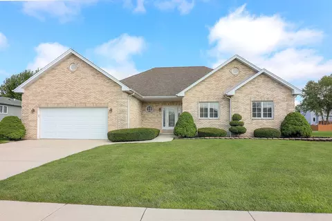 9910 Hastings Ln, Mokena, IL 60448