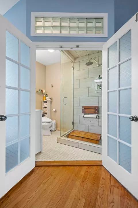 1372 E 52nd St, Chicago, IL 60615 photo 25