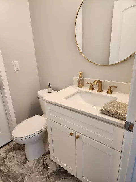 Bath - 13707 S Redbud Dr, Plainfield, IL 60544 photo 3 of 7