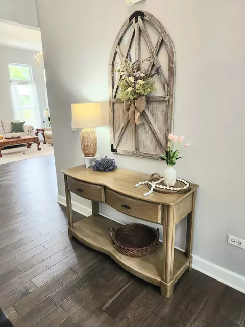 Entry Way - 13707 S Redbud Dr, Plainfield, IL 60544 photo 6 of 7