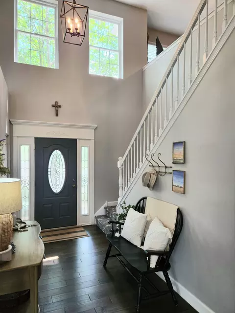 Entry Way - 13707 S Redbud Dr, Plainfield, IL 60544 photo 2 of 7