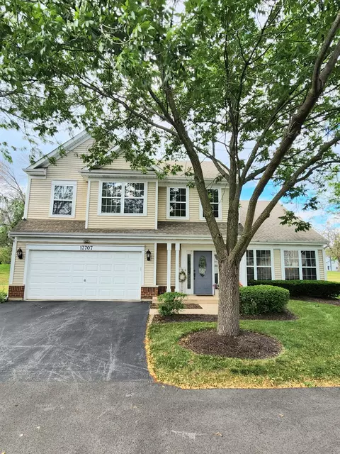 13707 S Redbud Dr, Plainfield, IL 60544