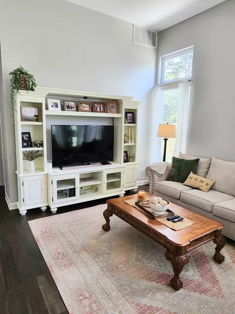 Living - 13707 S Redbud Dr, Plainfield, IL 60544 photo 3 of 3
