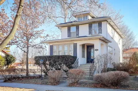 1150 Clinton Ave, Oak Park, IL 60304