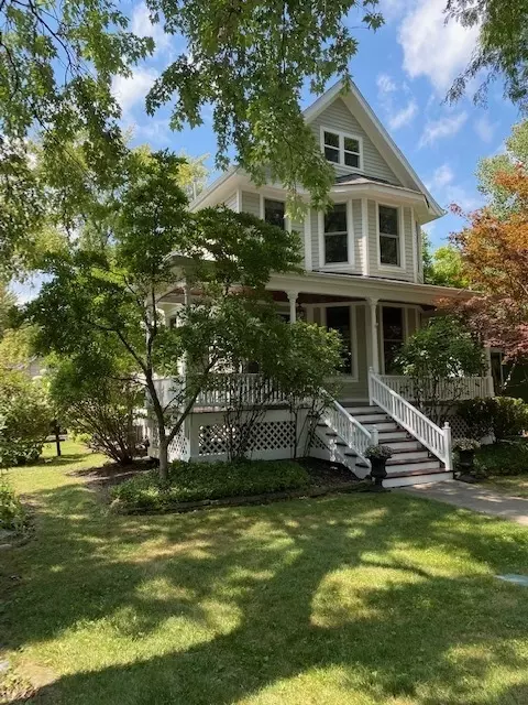 410 N Ashland Ave, La Grange Park, IL 60526