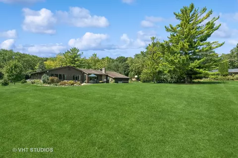 Exterior - 225 Brookbridge Rd, Trout Valley, IL 60013 photo 6 of 13