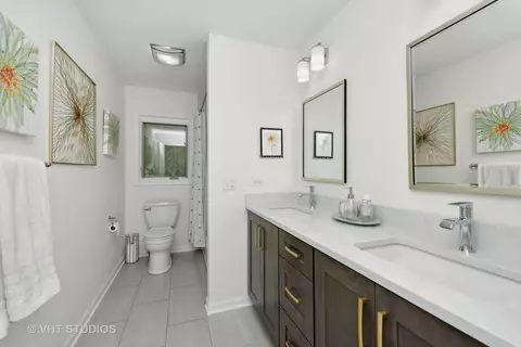 Bath - 225 Brookbridge Rd, Trout Valley, IL 60013 photo 2 of 3