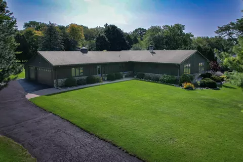 Exterior - 225 Brookbridge Rd, Trout Valley, IL 60013 photo 11 of 13