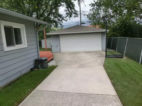 Exterior - 4420 Adele Ln, Oak Forest, IL 60452 photo 5 of 5