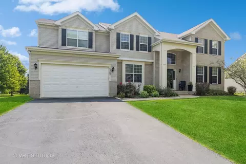 6207 Longford Dr, Mchenry, IL 60050 photo 2