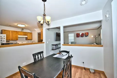 Dining - 778 Symphony Dr, Aurora, IL 60504 photo 4 of 6