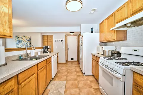 Kitchen - 778 Symphony Dr, Aurora, IL 60504 photo 1 of 3