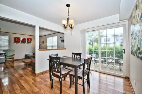 Dining - 778 Symphony Dr, Aurora, IL 60504 photo 3 of 6