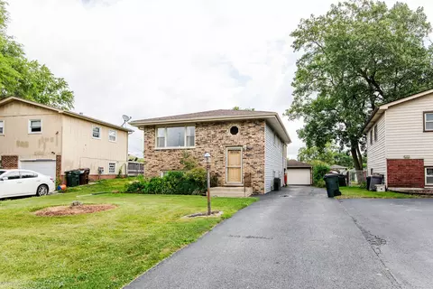 16111 Debra Dr, Oak Forest, IL 60452 photo 2
