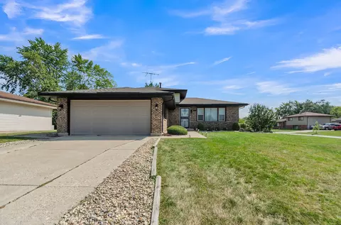 19925 Crescent Ave, Lynwood, IL 60411