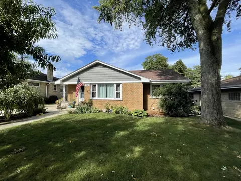 590 S Fairfield Ave, Lombard, IL 60148