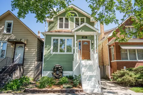 5832 W Iowa St, Chicago, IL 60651