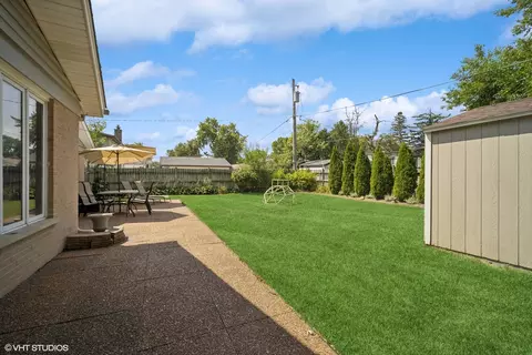 318 Flora Ave, Glenview, IL 60025 photo 25