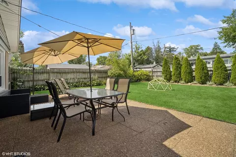 318 Flora Ave, Glenview, IL 60025 photo 24