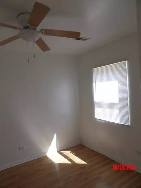 Bedroom - 15360 9th Ave, Phoenix, IL 60426 photo 1 of 3