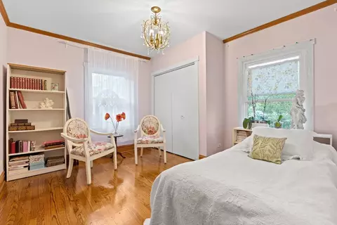 Bedroom - 183 Northgate Rd, Riverside, IL 60546 photo 2 of 2