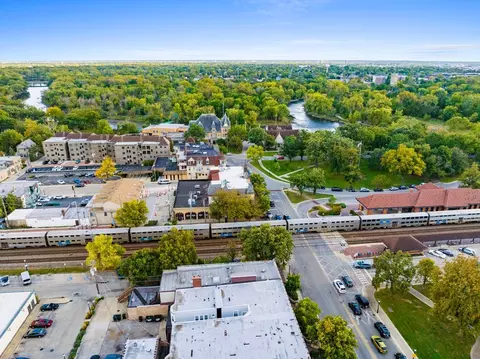 View/Area - 183 Northgate Rd, Riverside, IL 60546 photo 2 of 6
