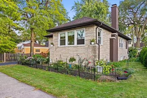 183 Northgate Rd, Riverside, IL 60546