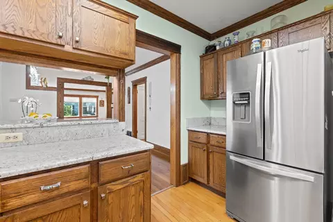 Kitchen - 183 Northgate Rd, Riverside, IL 60546 photo 1 of 3