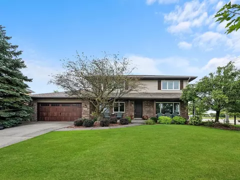 7933 172nd St, Tinley Park, IL 60477