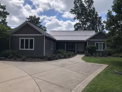 26437 N Farwell Rd, Mettawa, IL 60045