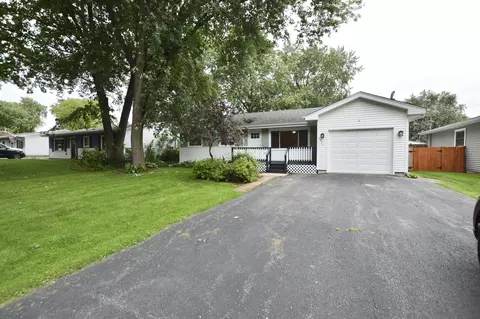 1711 Meadow Ln, Mchenry, IL 60050 photo 17