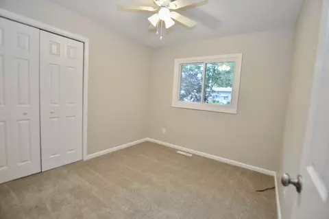 1711 Meadow Ln, Mchenry, IL 60050 photo 10