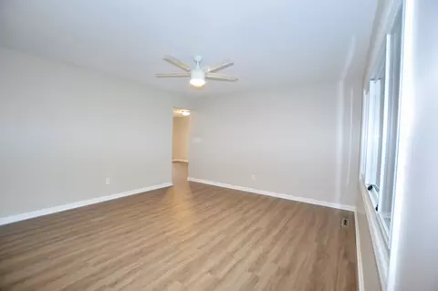1711 Meadow Ln, Mchenry, IL 60050 photo 5