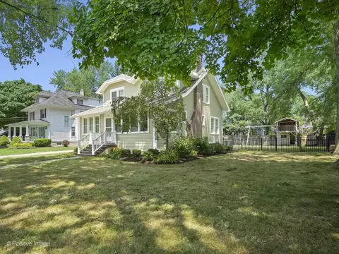 Exterior - 317 E Lincoln Ave, Wheaton, IL 60187 photo 2 of 9