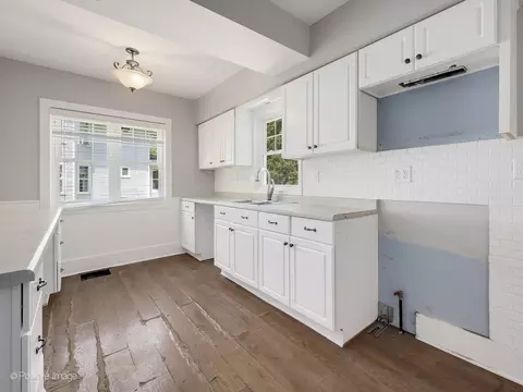 Kitchen - 317 E Lincoln Ave, Wheaton, IL 60187 photo 1 of 2
