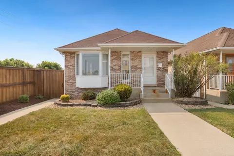 5930 S Narragansett Ave, Chicago, IL 60638