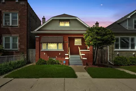 8950 S Elizabeth St, Chicago, IL 60620