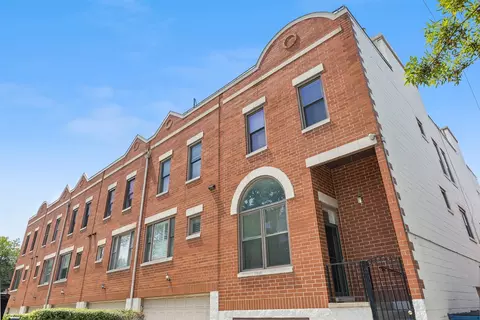 1334 W Webster Ave #F, Chicago, IL 60614